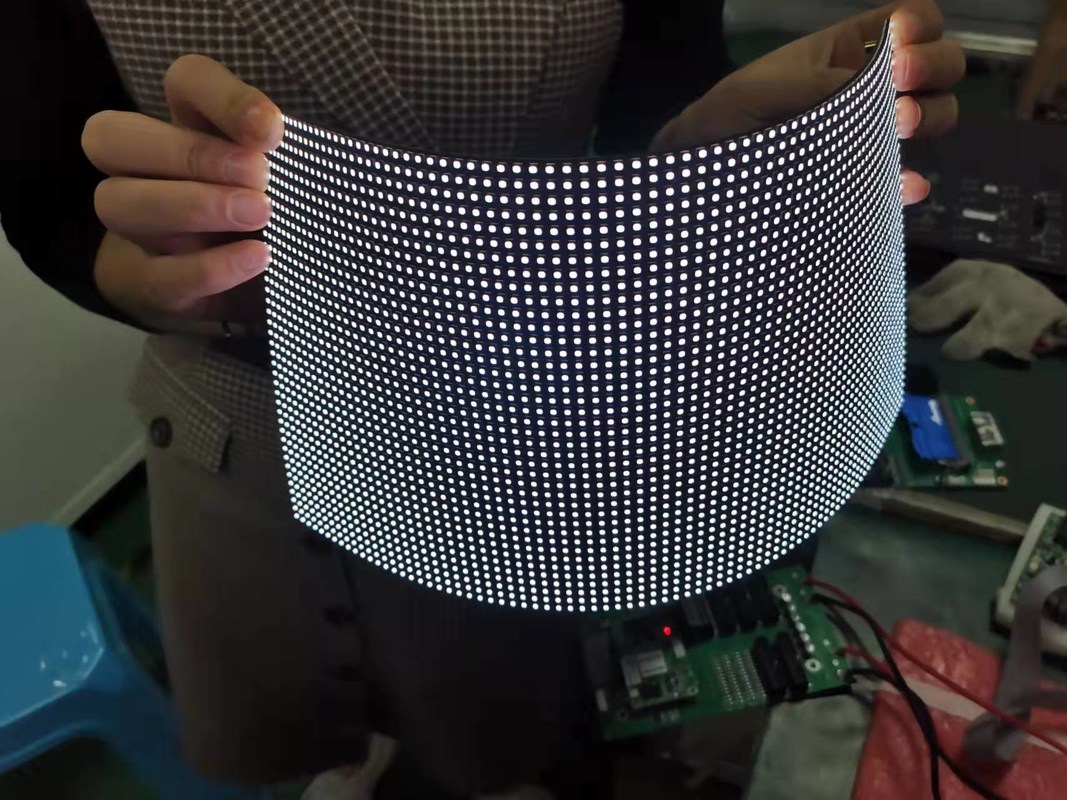 5V 60A Ekran widowiskowy LED zewnętrzny, wielobarwny panel LED Ekran zewnętrzny