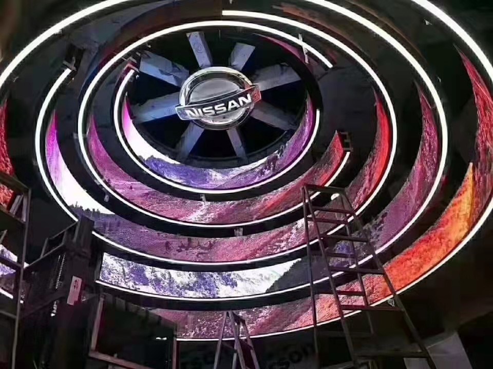 5V 60A Ekran widowiskowy LED zewnętrzny, wielobarwny panel LED Ekran zewnętrzny