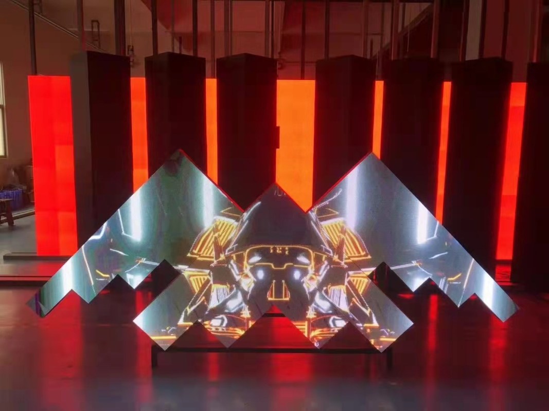 P2 P2.5 P3.91 Innowacyjna technologia ekranu, biurko LED w kolorze RGB